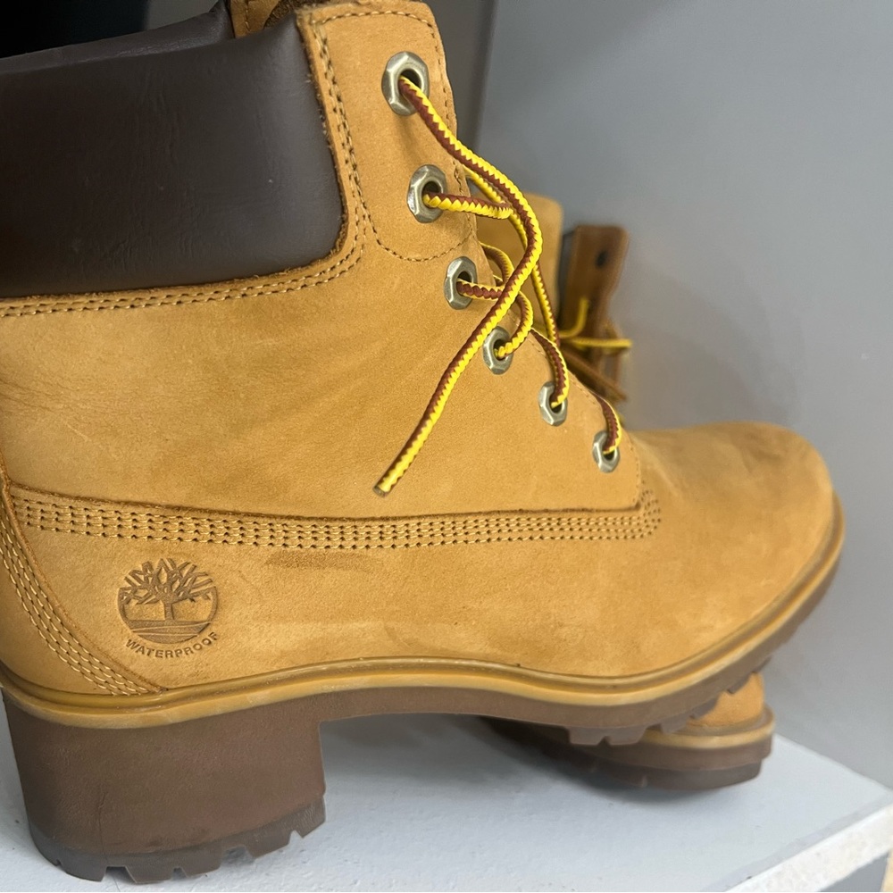 TIMBERLAND women’s size 10